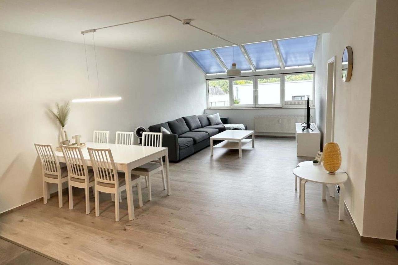 Ferienwohnung An Der Messe *Inkl. Garage* Erfurt Bagian luar foto